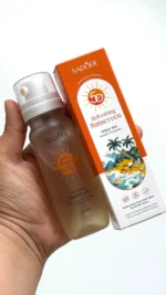 اسپری ضدآفتاب بیرنگ تمدیدی میکاپ SAODER با Spf 50 - Image 2